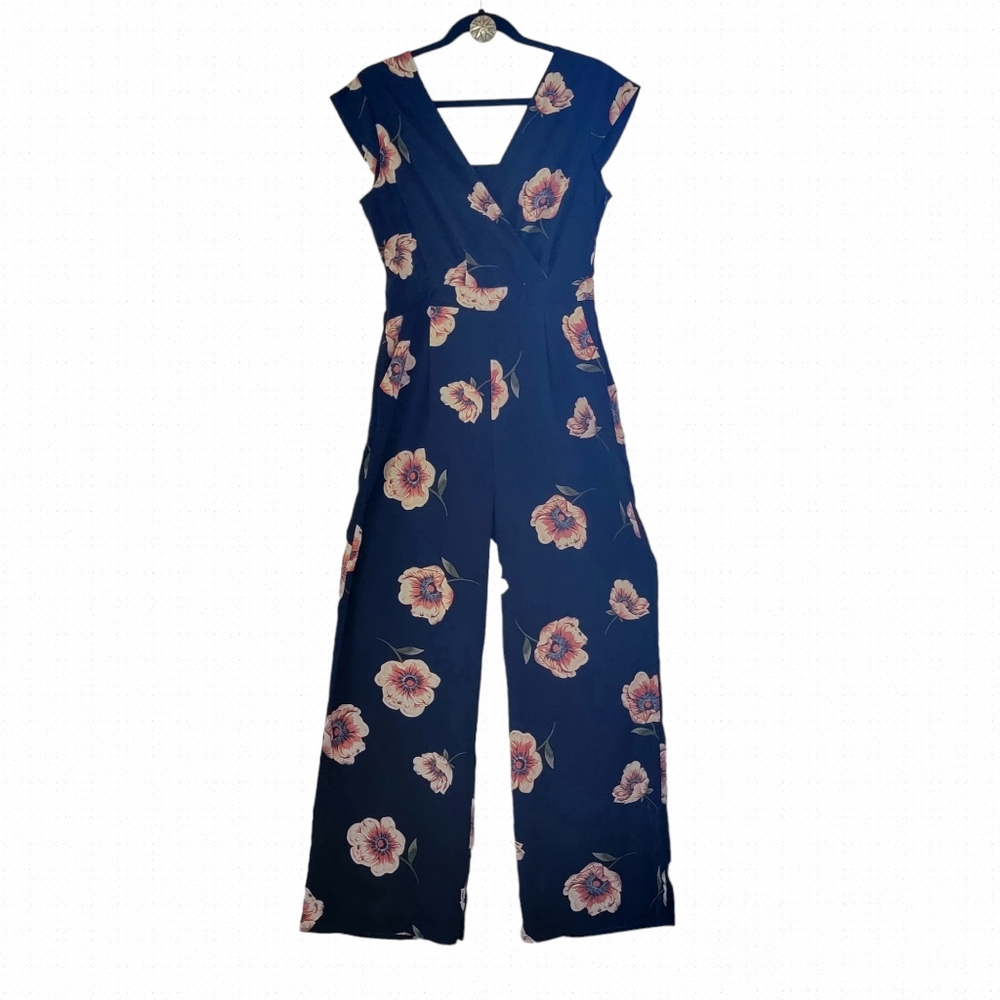 BLU PEPPER | Short Sleeve Floral Print Pant Romper  Medium